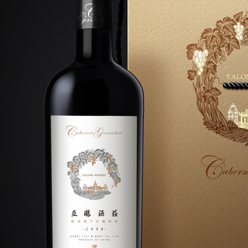 亞瓏酒莊葡萄酒瓶體包裝設(shè)計(jì)
