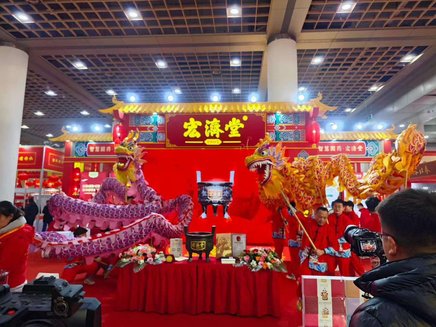  西林設(shè)計(jì) X 宏濟(jì)堂阿膠脆包裝設(shè)計(jì)完美演繹中式美學(xué)