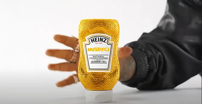 亨氏和 Mustard 在格萊美頒獎(jiǎng)典禮上合作